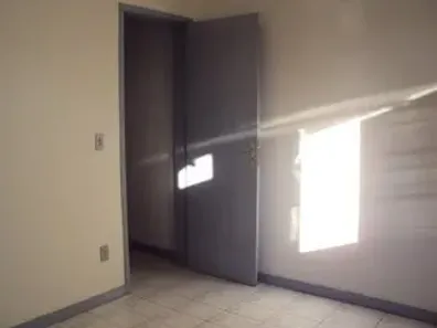 Casa com 2 Quartos para alugar, 10m² no Centro, Nova Iguaçu