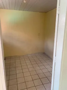 Casa com 2 Quartos para alugar, 70m² no Alecrim, Natal