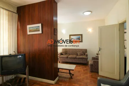 Casa com 4 Quartos para alugar, 315m² no Santo Antônio, Belo Horizonte