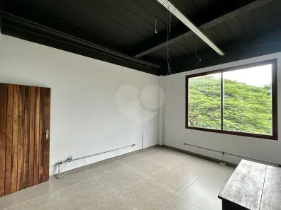Sala Comercial para venda ou aluguel, 41m² no Chácara São João, Carapicuíba