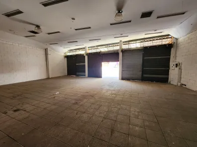 Galpão/Depósito/Armazém para alugar, 346m² no Santa Efigênia, Belo Horizonte