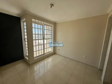 Casa com 7 Quartos à venda, 250m² no Taguatinga Norte, Brasília