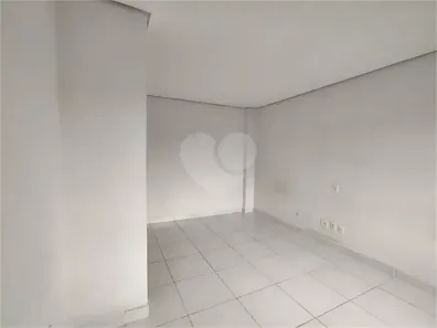 Apartamento com 1 Quarto para venda ou aluguel, 27m² no Cidade Baixa, Porto Alegre