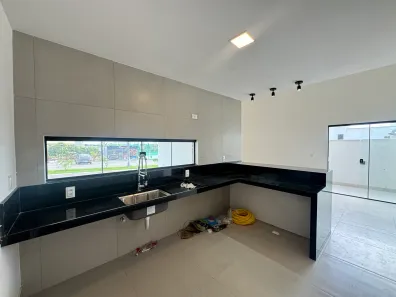 Casa de Condomínio com 3 Quartos à venda, 120m² no Cajupiranga, Parnamirim
