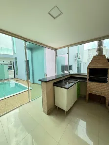 Casa de Condomínio com 3 Quartos para alugar, 10m² no Tarumã, Manaus