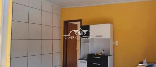Casa com 1 Quarto para alugar, 30m² no Quarteirão Ingelheim, Petrópolis