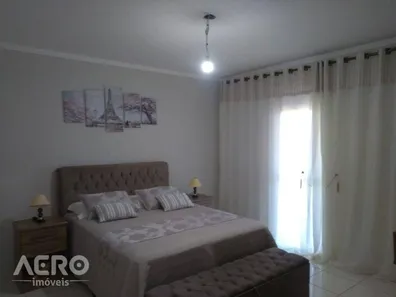 Fazenda/Sítio com 8 Quartos à venda, 1000m² no São Vicente, Iacanga