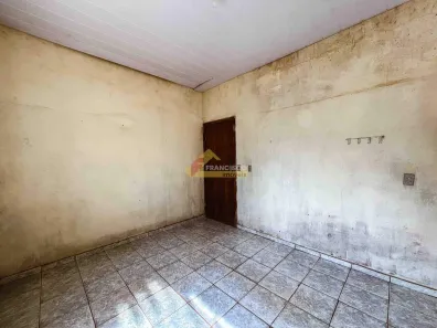 Casa com 3 Quartos para alugar, 137m² no Morumbi, Divinópolis