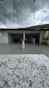 Galpão/Depósito/Armazém para alugar, 200m² no Joana D'Arc, Nova Iguaçu