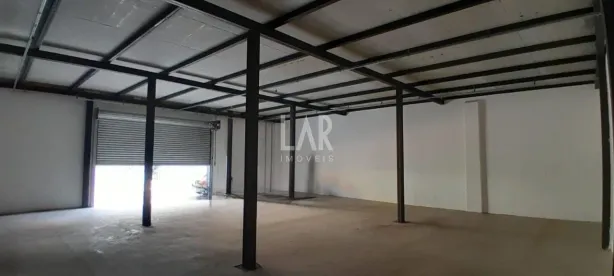 Ponto Comercial para alugar, 150m² no Condomínio das Palmeiras (Parque Durval de Barros), Ibirité