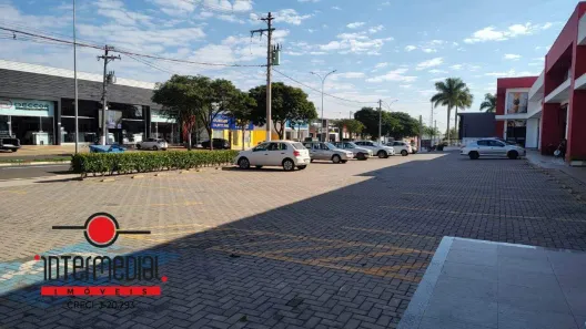 Ponto Comercial para alugar, 209m² no Portal Ville Azaleia, Boituva