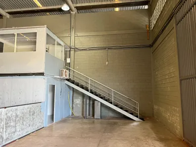 Galpão/Depósito/Armazém para alugar, 590m² no Vila Laura, Salvador