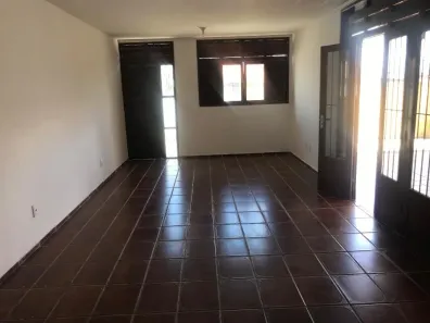 Casa com 3 Quartos para alugar, 226m² no Nossa Senhora de Nazaré, Natal