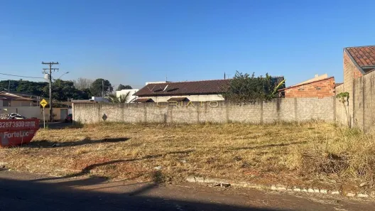 Lote/Terreno à venda, 380m² no Setor Central, Abadia de Goiás