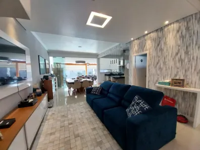Casa de Condomínio com 3 Quartos à venda, 220m² no Castelos, Tremembé