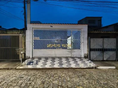 Casa com 1 Quarto para alugar, 47m² no Jardim Imperador, Suzano