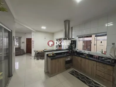 Casa de Condomínio com 3 Quartos para alugar, 250m² no , Tremembé