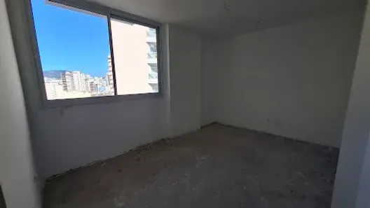 Sala Comercial à venda, 21m² no Santa Rosa, Niterói