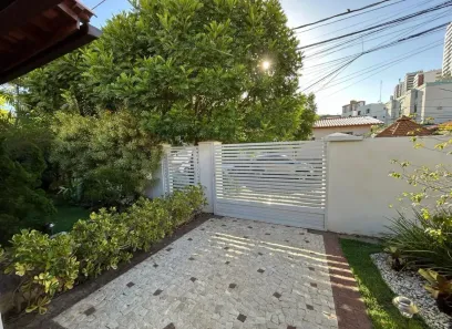 Casa de Condomínio com 4 Quartos à venda, 256m² no Pituba, Salvador