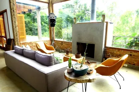 Casa de Condomínio com 4 Quartos para venda ou aluguel, 400m² no , Petrópolis