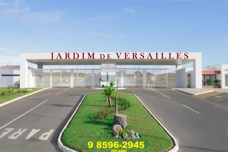 Casa de Condomínio com 2 Quartos à venda, 300m² no Setor Leste, Brasília