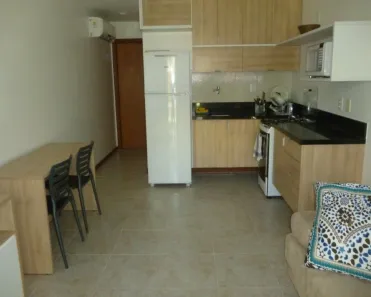 Casa de Condomínio com 1 Quarto para alugar, 40m² no Arembepe (Abrantes), Camaçari
