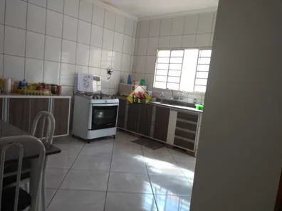 Sobrado com 2 Quartos à venda, 205m² no Jardim Ana Rosa, Taubaté