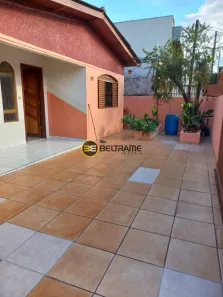 Casa com 3 Quartos para alugar, 110m² no Paiçandu, Paiçandu