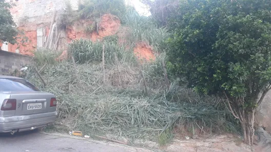 Lote/Terreno à venda, 500m² no Jardim dos Comerciários (Venda Nova), Belo Horizonte