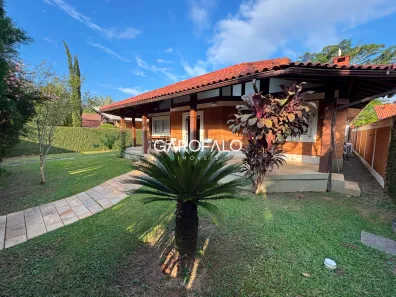 Casa de Condomínio com 4 Quartos para alugar, 265m² no Penedo (Penedo), Itatiaia