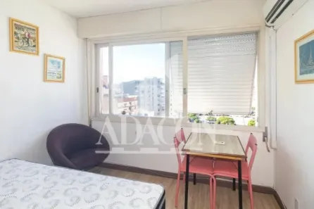 Kitnet com 1 Quarto para alugar, 30m² no Centro Histórico, Porto Alegre
