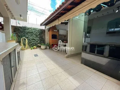 Casa com 3 Quartos à venda, 201m² no Saúde, Rio Claro