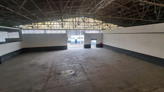 Galpão/Depósito/Armazém para alugar, 2500m² no Taquara, Rio de Janeiro