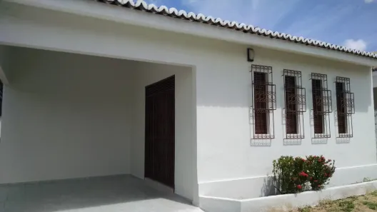 Casa com 3 Quartos para alugar, 145m² no Neópolis, Natal