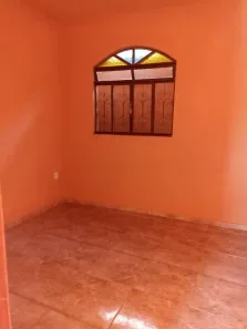 Casa com 3 Quartos para alugar, 40m² no Vista Alegre - 1ª Seção, Ibirité