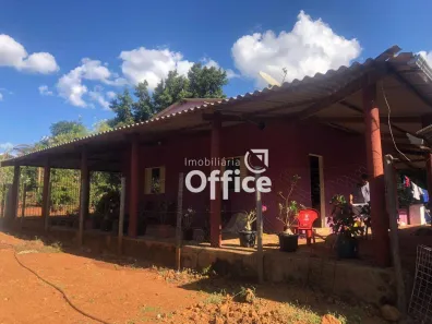 Fazenda/Sítio com 2 Quartos à venda, 150m² no , Campo Limpo de Goiás