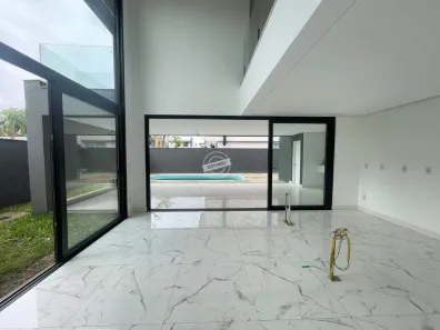 Sobrado com 4 Quartos à venda, 320m² no Distrito Industrial, Cachoeirinha