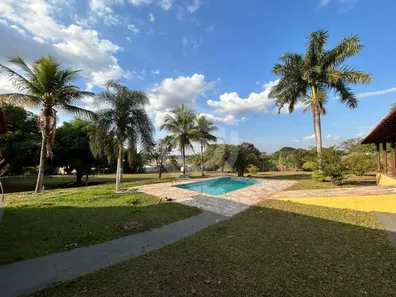 Fazenda/Sítio com 4 Quartos à venda, 254m² no Residencial Parque Flamboyant, Piratininga