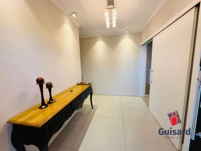 Casa de Condomínio com 4 Quartos para venda ou aluguel, 600m² no Jardim Independência, Taubaté