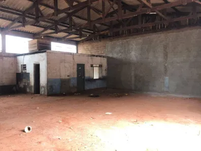 Galpão/Depósito/Armazém para venda ou aluguel, 2000m² no Chácaras Jaraguá, Paranavaí
