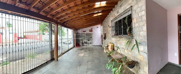 Casa com 2 Quartos à venda, 172m² no Centro, Araraquara