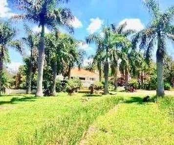 Fazenda/Sítio com 8 Quartos para venda ou aluguel, 1000m² no , Cabreúva