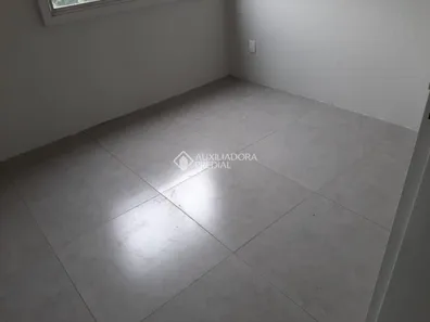 Sobrado com 2 Quartos à venda, 79m² no Jardim Iolanda, Guaíba