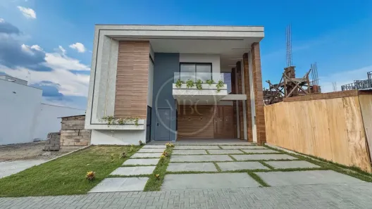 Casa de Condomínio com 4 Quartos à venda, 218m² no Novo Aleixo, Manaus