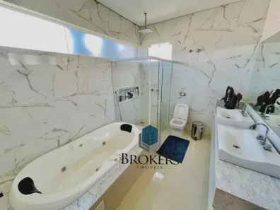 Casa de Condomínio com 3 Quartos à venda, 220m² no Jardins Valência, Goiânia