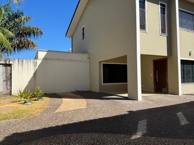 Casa de Condomínio com 3 Quartos para alugar, 170m² no Plano Diretor Norte, Palmas