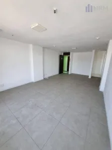 Sala Comercial para venda ou aluguel, 32m² no Ingá, Niterói