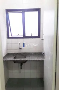 Imóvel Comercial à venda, 50m² no Gonzaga, Santos