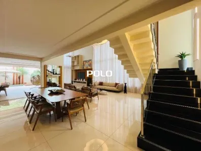 Casa com 4 Quartos para alugar, 385m² no Jardins Verona, Goiânia