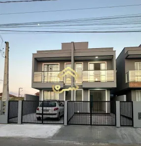 Sobrado com 2 Quartos para alugar, 80m² no Carianos, Florianópolis